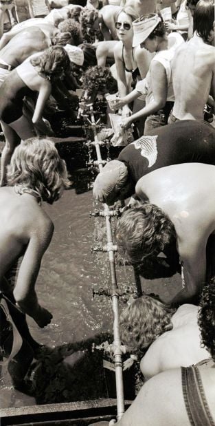 19780716 -- Mississippi River Jam